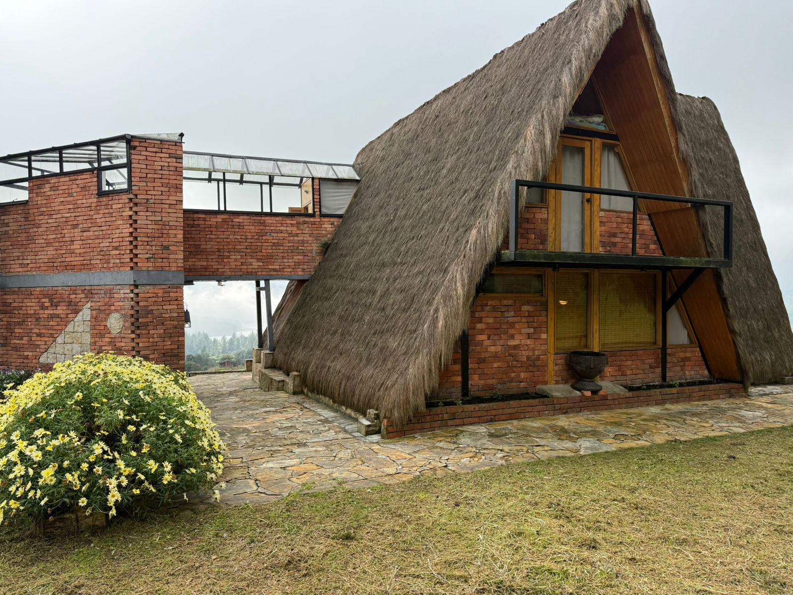 Exterior chalet y terrazas